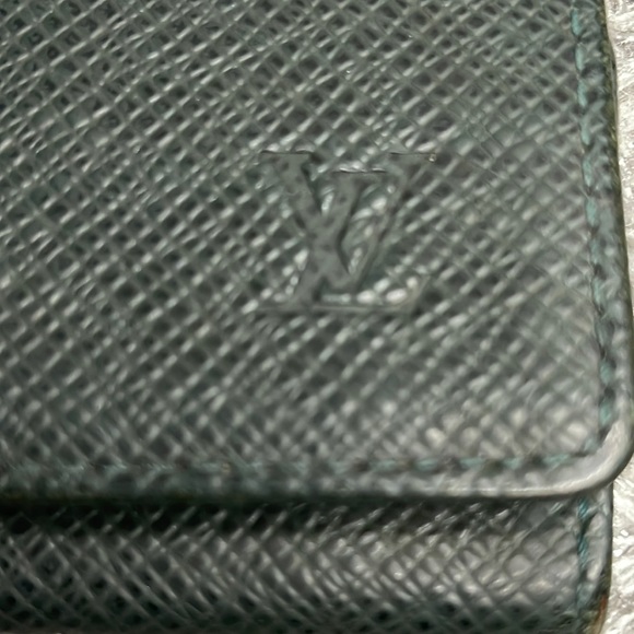 Louis Vuitton Key holder Key case Taiga Green Woman unisex Authentic - Picture 6 of 15